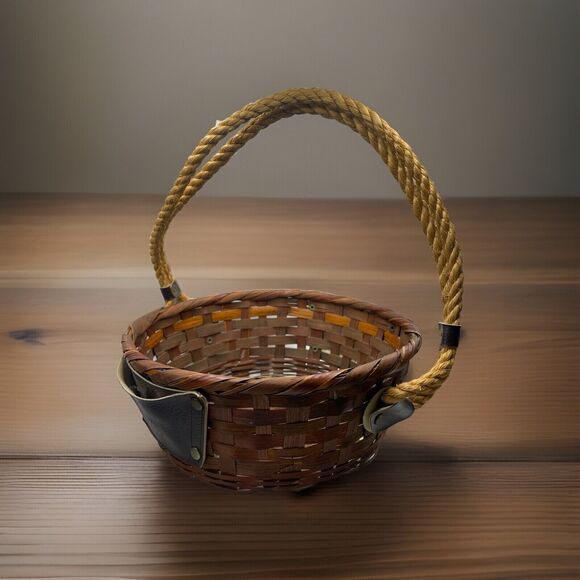 Vintage Leather Sewing Tool Craft Caddy Basket with Rope Handle Made In Japan - Picture 4 of 6